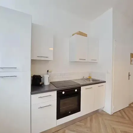 Les Rotins - Proches Du Centre-ville رانس